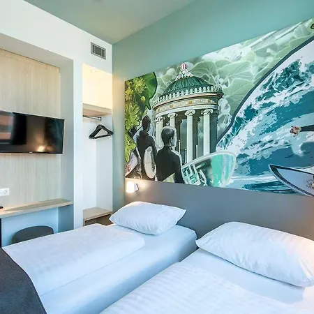 Munchen Trudering Hotel *